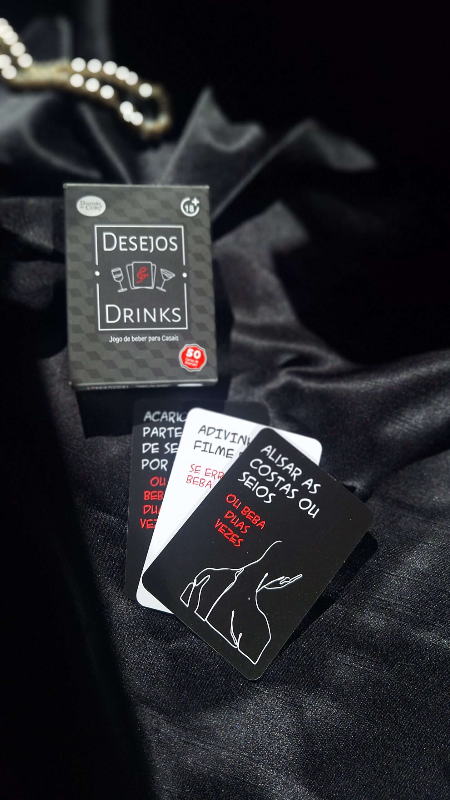 Desejos e Drinks Jogo de Cartas Diversão ao Cubo - Imagem 2