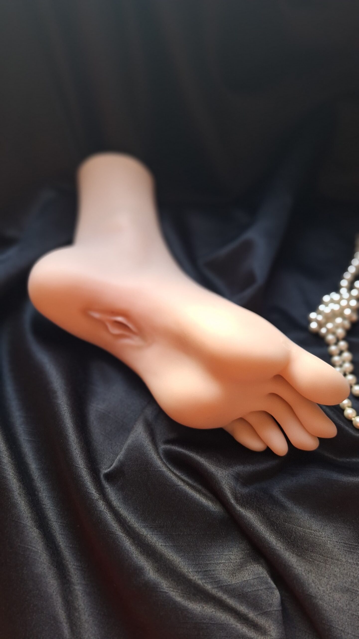 Masturbador Masculino em CyberSkin em Formato de Pé com Vagina Sexy Import - Imagem 2