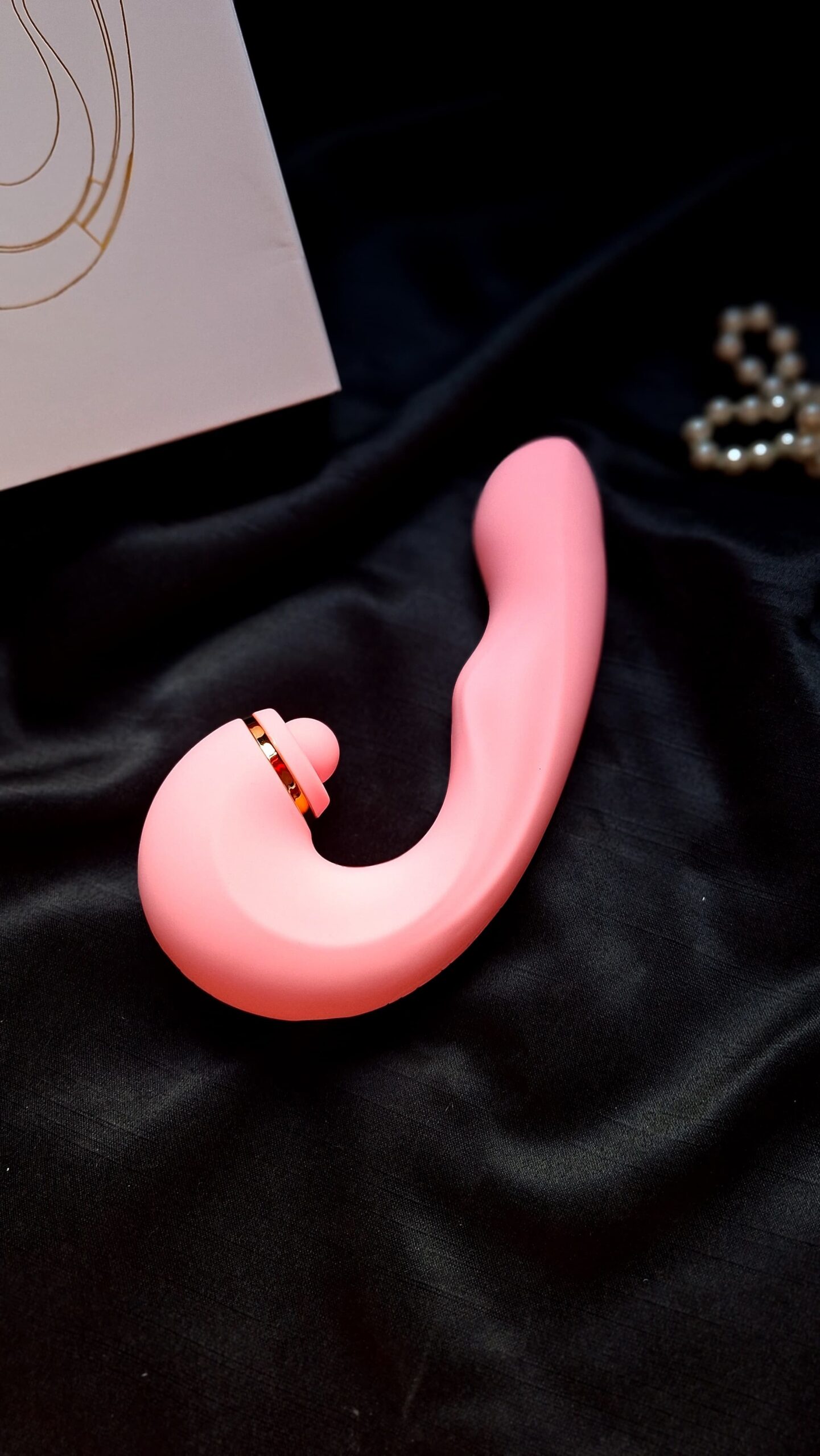 Popó Vibrador Penetrável com Bolinha Pulsadora para Clitóris - Imagem 2